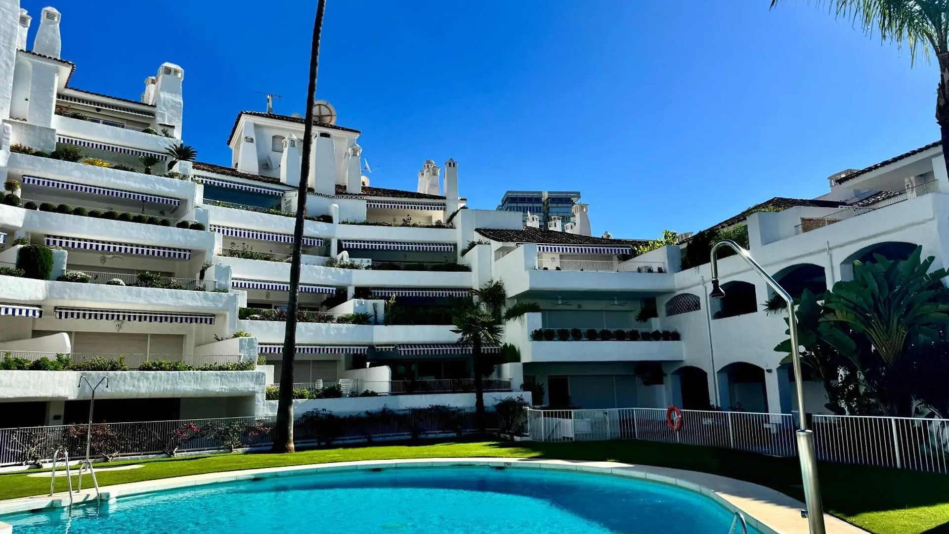 Birdie Luxury Golf Rio Real House - Eaw Homes Marbella Apartment